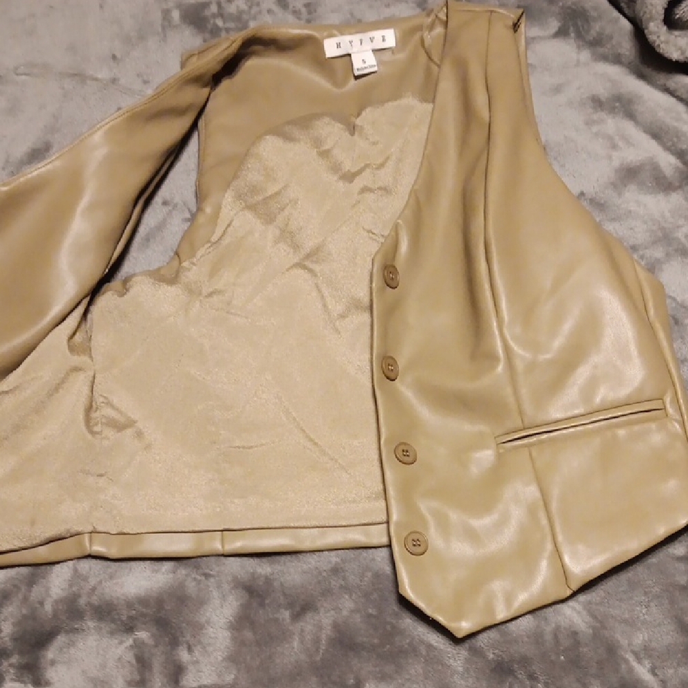 HYFVE Tan Faux Leather Vest - Picture 5 of 5